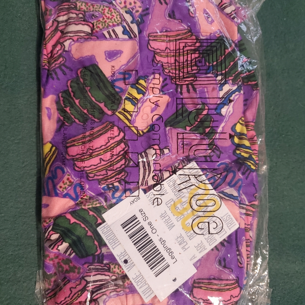 LuLaRoe 4th Birthday OS Leggings